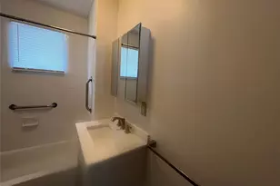 21 Beechwood Ave, Port Washington, NY 11050 - Photo 8