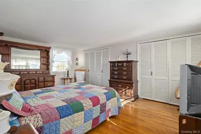 6 White Birch Drive, Babylon, NY 11702 - Photo 16