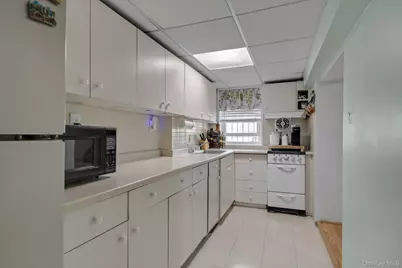 2327 Vance Street, Bronx, NY 10469 - Photo 16