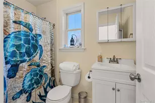 125 Ocean Ave, Bay Shore, NY 11706 - Photo 12