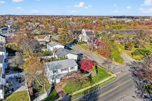 603 Foxhurst Rd, Baldwin, NY 11510 - Photo 48