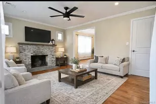 5 Ashwood Rd, Port Washington, NY 11050 - Photo 4