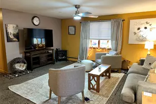 27 Wedgewood Dr, Coram, NY 11727 - Photo 10