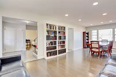 7 Hawk Street, Chestnut Ridge, NY 10977 - Photo 4