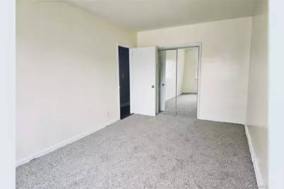 1022 E 211 Street #2, Bronx, NY 10469 - Photo 8