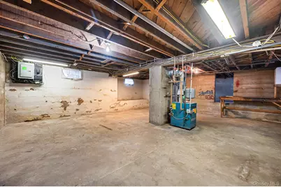 4 3rd Avenue, East Islip, NY 11730 - Photo 30