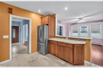 4 3rd Avenue, East Islip, NY 11730 - Photo 16