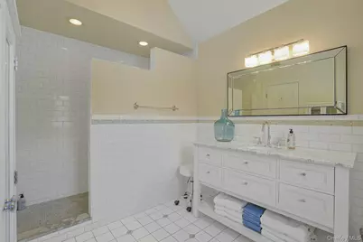 450 Westlake Drive, Valhalla, NY 10595 - Photo 20