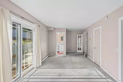 10 Queen Drive, Sound Beach, NY 11789 - Photo 16