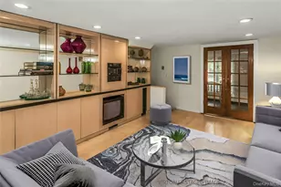 29 Elmwood Ct, Plainview, NY 11803 - Photo 12