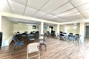 6 W Mill Dr, Great Neck, NY 11021 - Photo 26