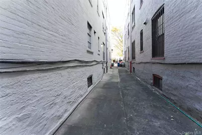 765 E 9th Street, Brooklyn, NY 11230 - Photo 6