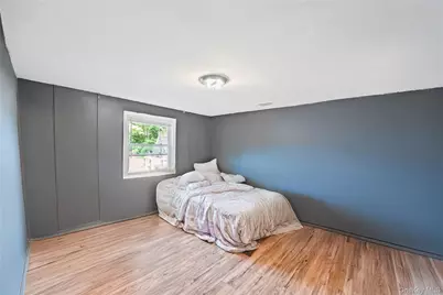 1113 Joselson Avenue, Bay Shore, NY 11706 - Photo 14