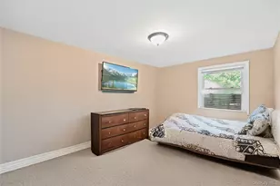 1113 Joselson Ave, Bay Shore, NY 11706 - Photo 12