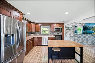 1113 Joselson Avenue, Bay Shore, NY 11706 - Photo 8