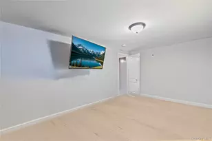 1113 Joselson Ave, Bay Shore, NY 11706 - Photo 20