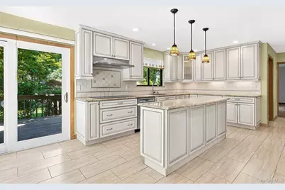 8 Cobbling Rock Drive, Katonah, NY 10536 - Photo 14