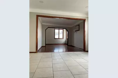 7845 79th Place, Glendale, NY 11385 - Photo 26