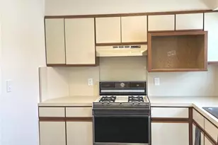 307 Magnolia Blvd, Long Beach, NY 11561 - Photo 8