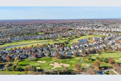 38 Hamlet Drive, Mount Sinai, NY 11766 - Photo 42