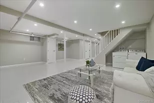 253 William St, West Hempstead, NY 11552 - Photo 26