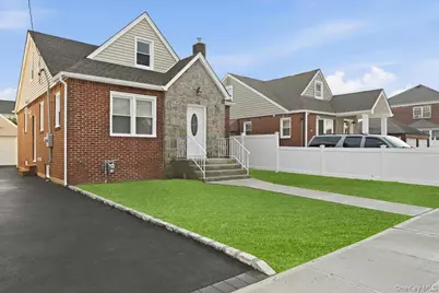 253 William Street, West Hempstead, NY 11552 - Photo 36