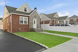 253 William St, West Hempstead, NY 11552 - Photo 36