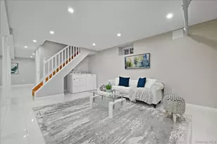 253 William St, West Hempstead, NY 11552 - Photo 24