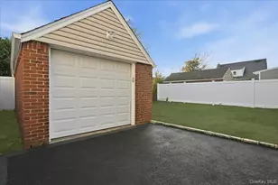 253 William St, West Hempstead, NY 11552 - Photo 30