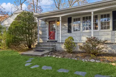 15 Mobrey Lane, Smithtown, NY 11787 - Photo 22