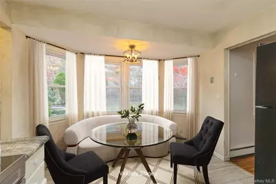 15 Mobrey Lane, Smithtown, NY 11787 - Photo 6