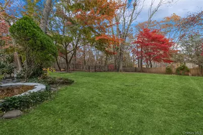 15 Mobrey Lane, Smithtown, NY 11787 - Photo 26