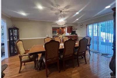 2548 Columbus Avenue, North Bellmore, NY 11710 - Photo 14