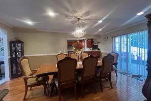 2548 Columbus Ave, North Bellmore, NY 11710 - Photo 14