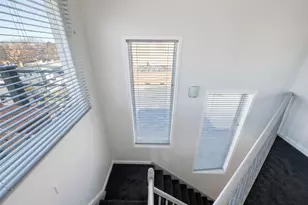25-54 37th St, Astoria, NY 11103 - Photo 18