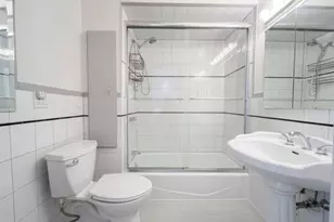 25-54 37th St, Astoria, NY 11103 - Photo 32