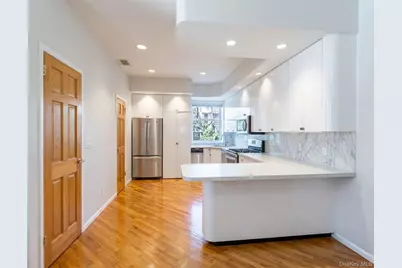 25-54 37th Street, Astoria, NY 11103 - Photo 6