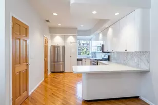 25-54 37th St, Astoria, NY 11103 - Photo 6