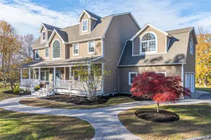 145 Baldwin Pl, Cutchogue, NY 11935 - Photo 4