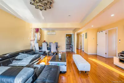 24563 61st Avenue, Little Neck, NY 11362 - Photo 22