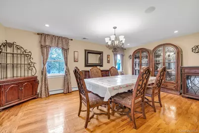 65 Reyam Road, Lynbrook, NY 11563 - Photo 6