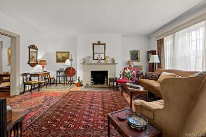 525 W 238th Street #2B, Bronx, NY 10463 - Photo 4