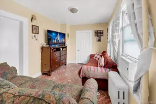 14 Bartels Pl, New Rochelle, NY 10801 - Photo 14