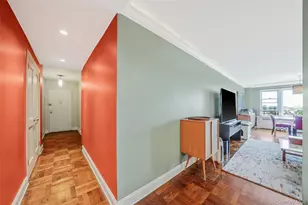 460 E 79th St, New York, NY 10075 - Photo 4