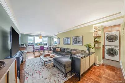 460 E 79th Street #11DE, New York, NY 10075 - Photo 2