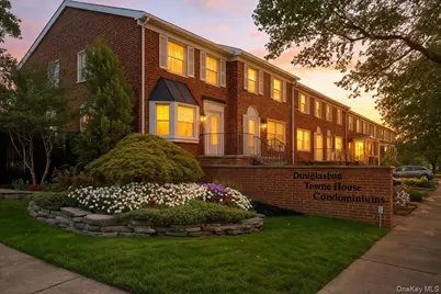 6239 Douglaston Parkway #19, Douglaston, NY 11362 - Photo 4