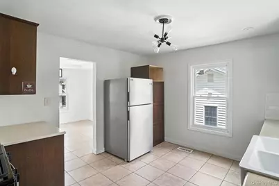 71 Commonwealth Avenue, Middletown, NY 10940 - Photo 12