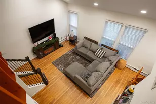 205 Haddon Hollow Ct, Middle Island, NY 11953 - Photo 18