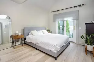 20 Oldwood Rd, Port Washington, NY 11050 - Photo 8