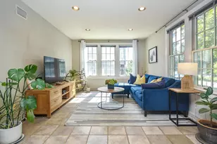 20 Oldwood Rd, Port Washington, NY 11050 - Photo 10